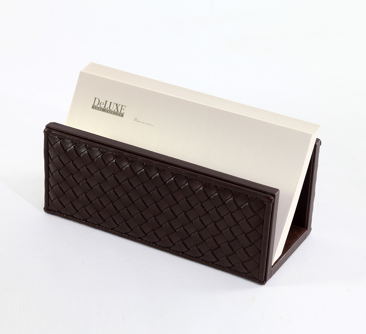 Подставка для конвертов Choc Riviere, стоимость 53 770 руб. 