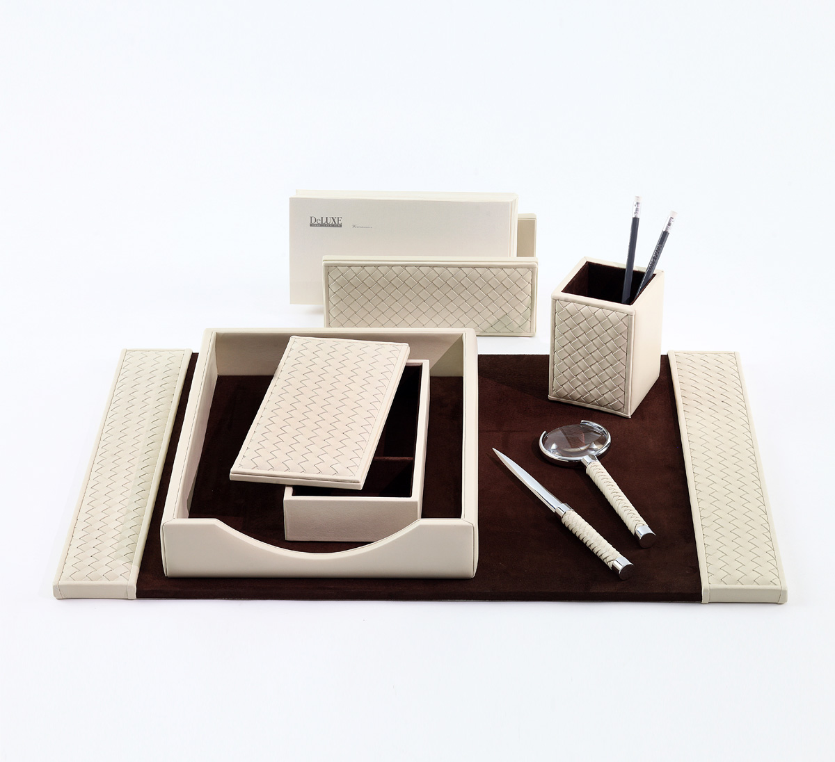 Подставка для конвертов Ivory Riviere, стоимость 57 000 руб.  Фотография 1