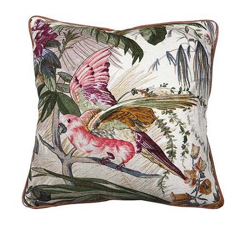 Подушка Sanctuary Floral Coconut Ralph Lauren Home, стоимость 19 600 руб.  Фотография 2