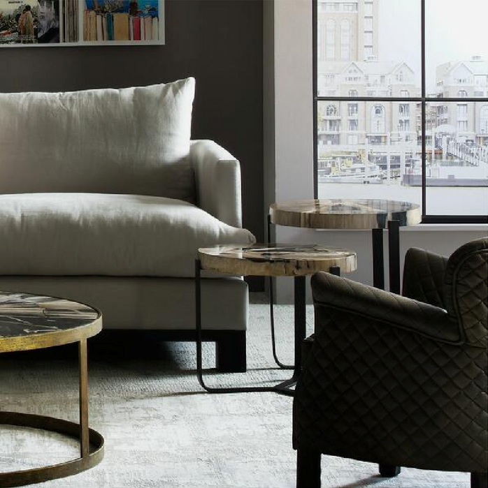 Комплект приставных столиков NOVA Andrew Martin, стоимость 256 500 руб.  Фотография 3