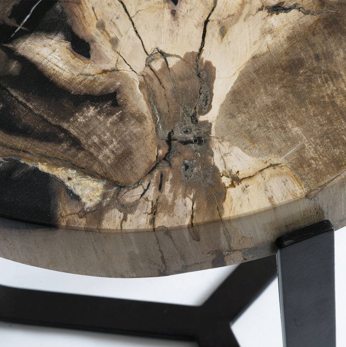 Комплект приставных столиков NOVA Andrew Martin, стоимость 256 500 руб.  Фотография 5