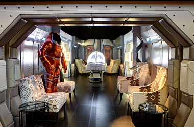 Межгалактический корабль «Прометей» на выставке Maison & Objet