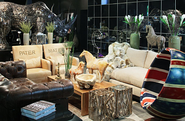 Распродажа в московском шоу-руме Andrew Martin